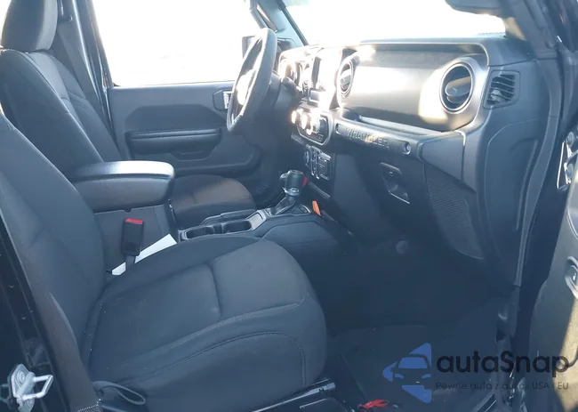 1C4HJXDN3MW526592: 44091015