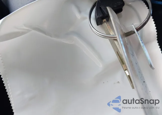 3TMKB5FN8SM053256: 44091077