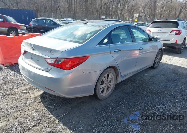 5NPEC4AC3CH408139: 44091085