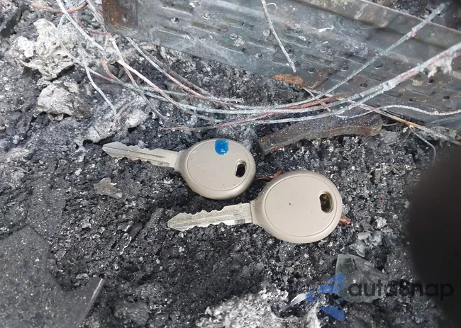 3D7KS28A57G852528: 44091089