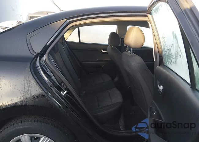 3KPA24AD1PE629341: 44090314