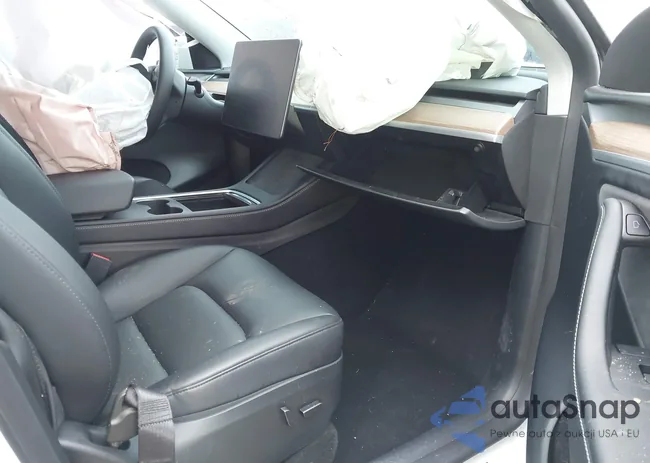 7SAYGDEE7PA191339: 44090428