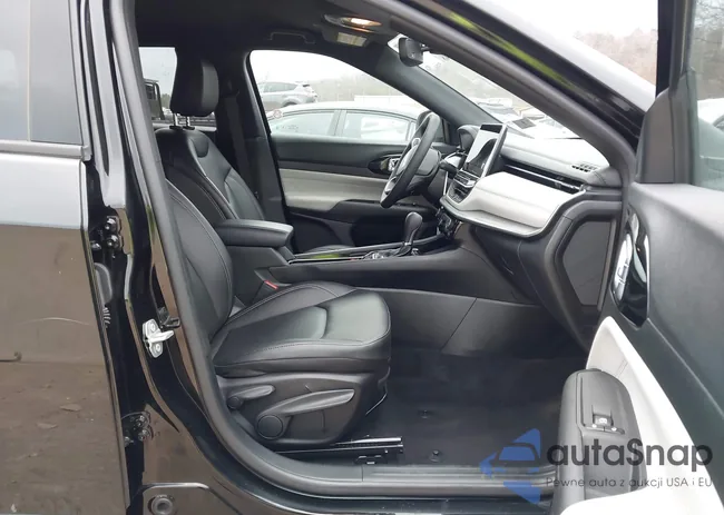 3C4NJDCN5ST577467: 44091548