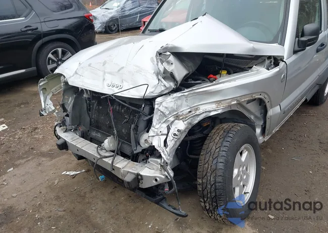 1J4GL48K15W551099: 44091566