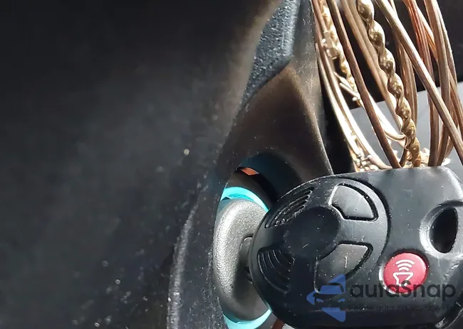 1FMCU0F7XKUC23045: 44091570