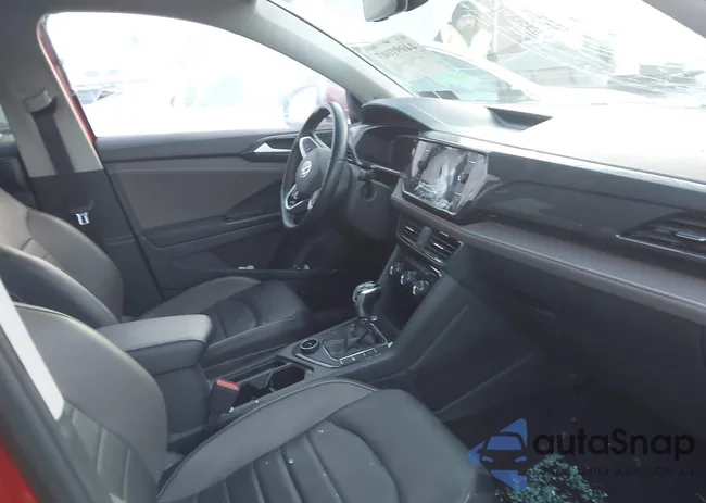 3VV2X7B2XNM088833: 44091607