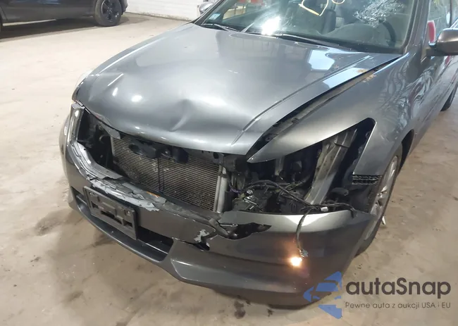 1HGCP2F85BA140268: 44091614