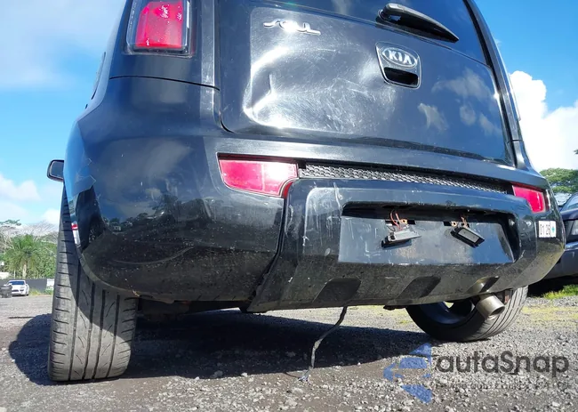 KNDJT2A23A7128989: 44091668