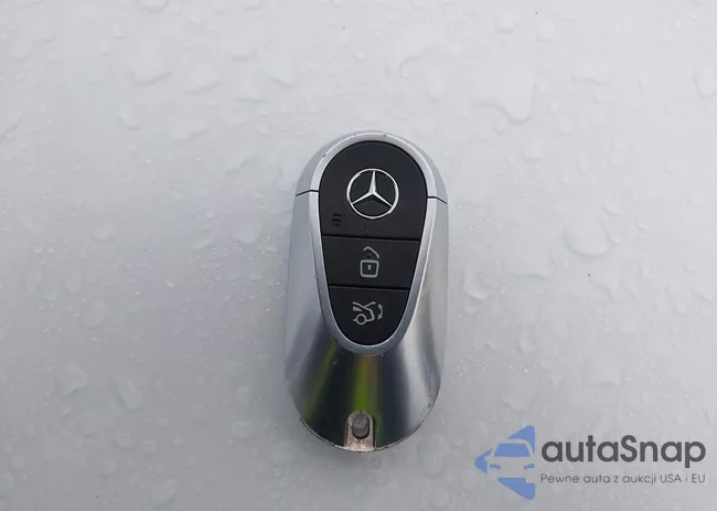 W1KAF4HB5RR182230: 44091800