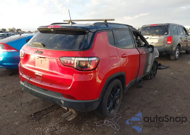 3C4NJCBBXMT523389: 44091804