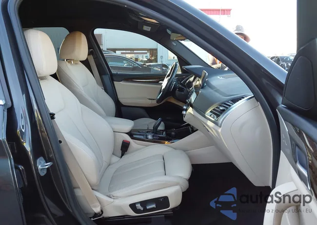 5UXTR9C54KLE12102: 44091840