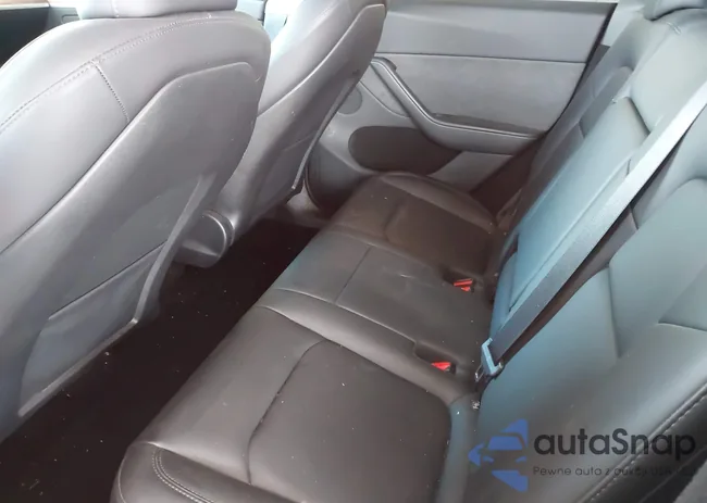 7SAYGDEE5RA251833: 44091849