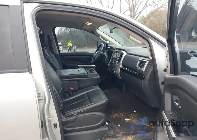 1N6BA1F3XHN519016: 44091907