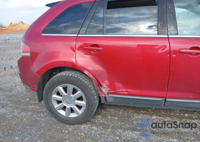 2LMDU68C88BJ40055: 44092005