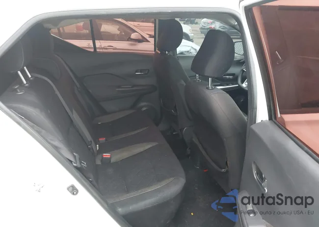 3N1CP5CU4KL534017: 44092011