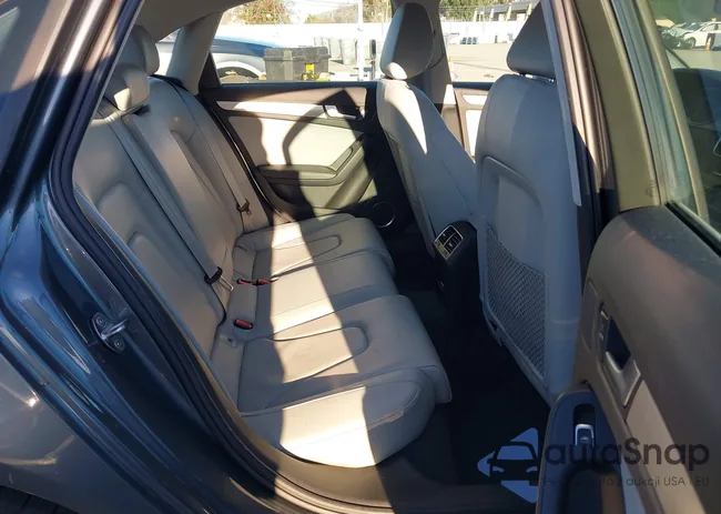 WAUFFAFL3EN027037: 44092033