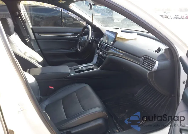 1HGCV2F37KA008347: 44092092