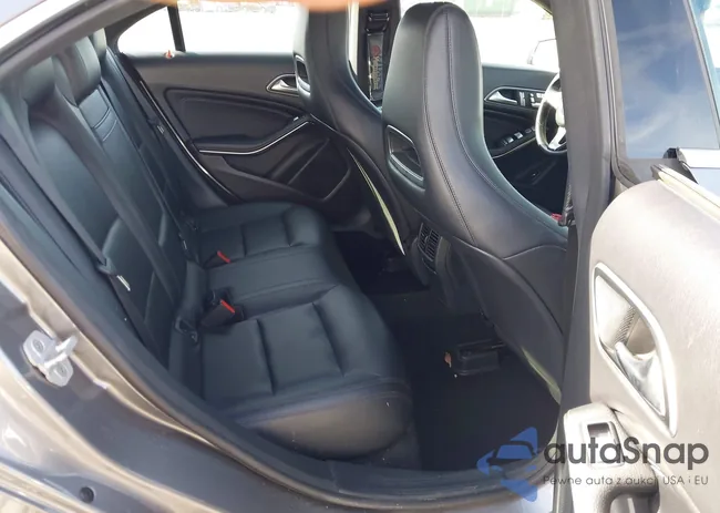 WDDSJ4EB3FN238076: 44091205