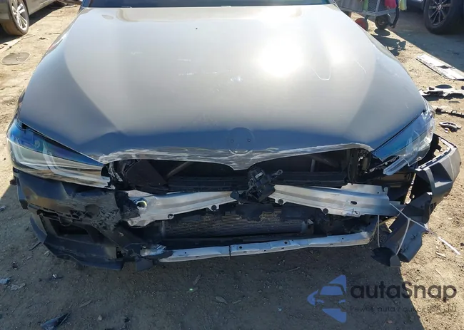 WBA53BJ06MWX31975: 44091239