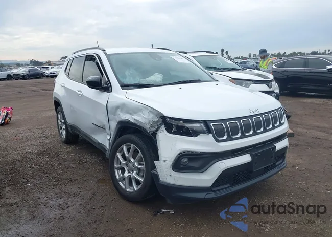 3C4NJDFB8NT197416: 44091282