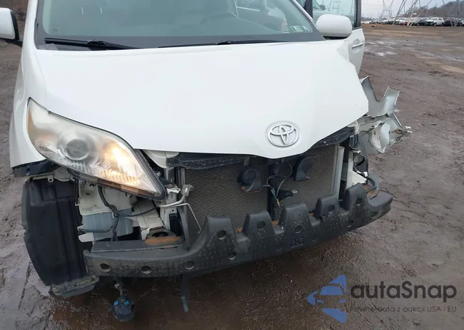 5TDDK3DC2CS031849: 44091352