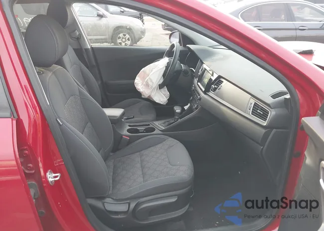 KNDCB3LC3J5148355: 44091356