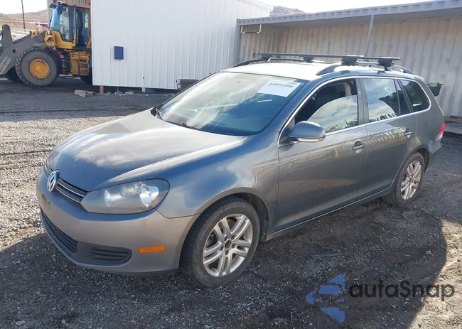 3VWPL7AJ5CM601439: 44091490