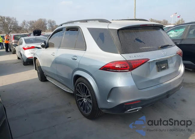 4JGFB4KB6NA823667: 44092641