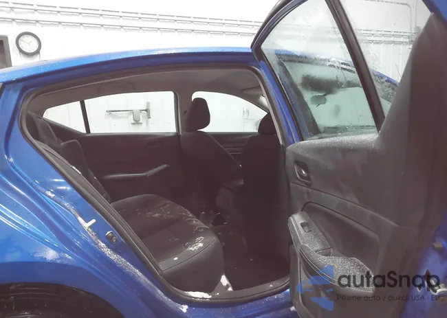 1N4BL4DW3SN370053: 44092643