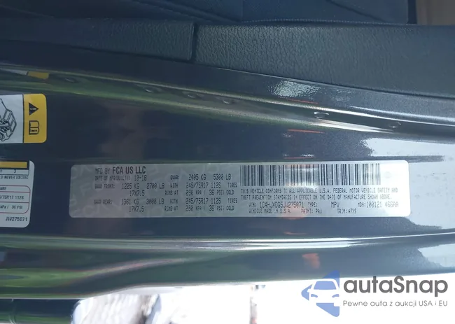 1C4HJXDG5JW275071: 44092647