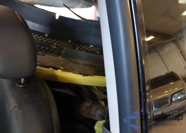 WMWRC33505TK60506: 44092668