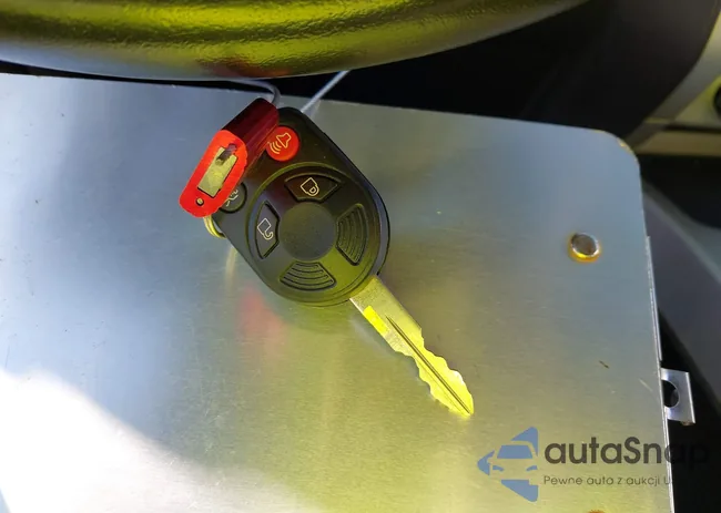 4M2CU81729KJ24536: 44092694