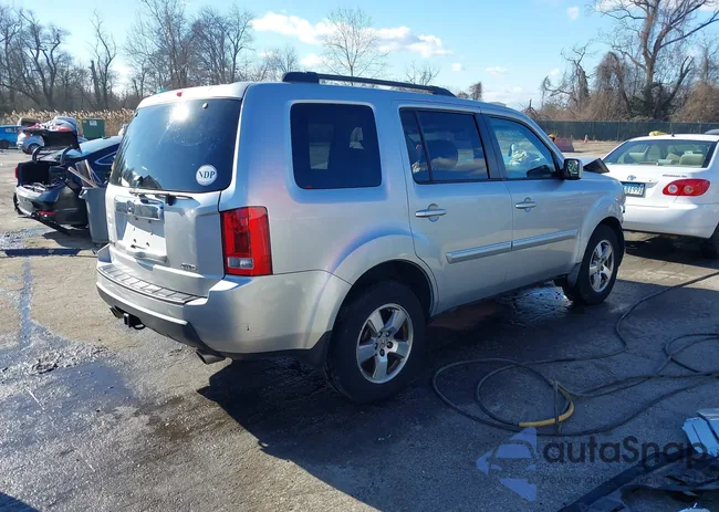 5FNYF4H59BB033785: 44092735