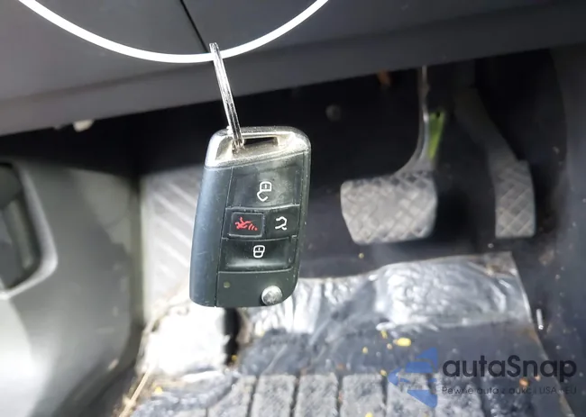 3VV2B7AXXJM217434: 44092775