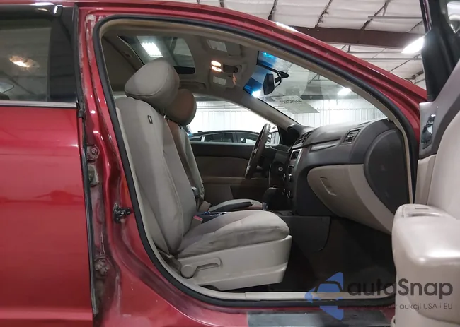 3FAHP0HA7CR327274: 44092885