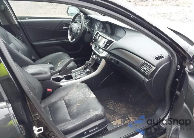 1HGCR3F83EA012521: 44092991