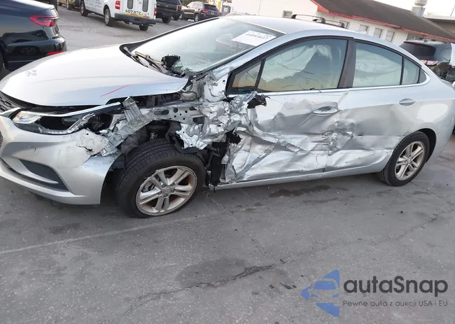 1G1BE5SM6J7194171: 44093037