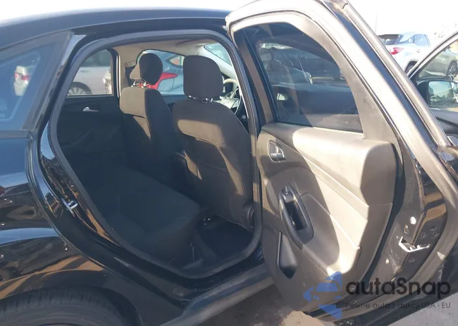 1FADP3F25GL246662: 44093042