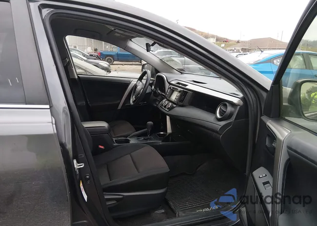 JTMBFREV9JJ724653: 44093047