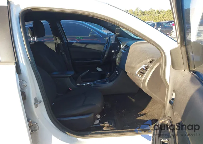 1C3CDZAB5DN537076: 44093134