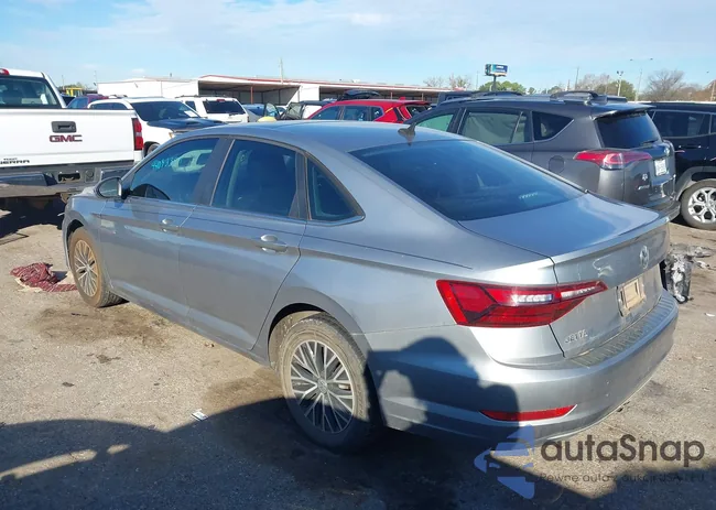 3VWCB7BU4LM044565: 44092357