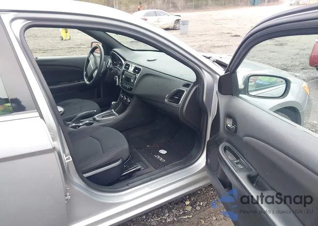 1C3CCBAG7EN158751: 44092394