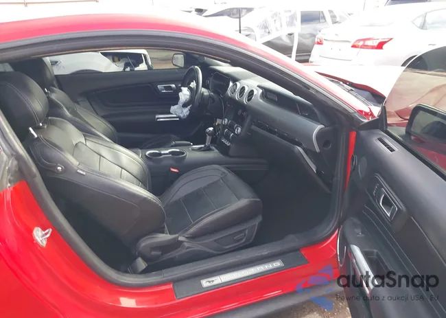 1FA6P8CF1P5304235: 44092395