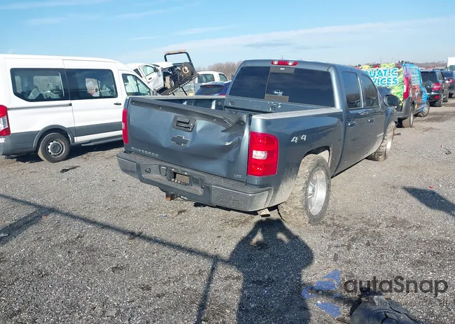 2GCEK13M971518417: 44092479