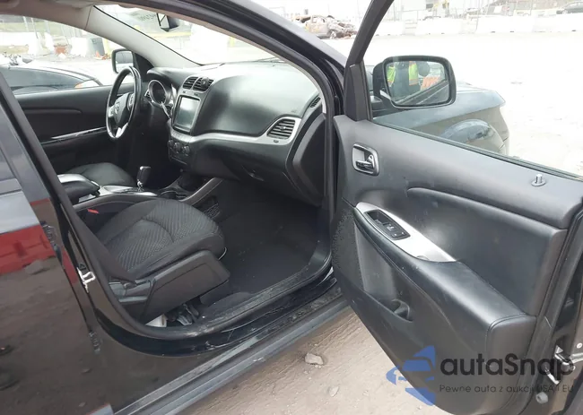 3C4PDDBG0HT662423: 44092490