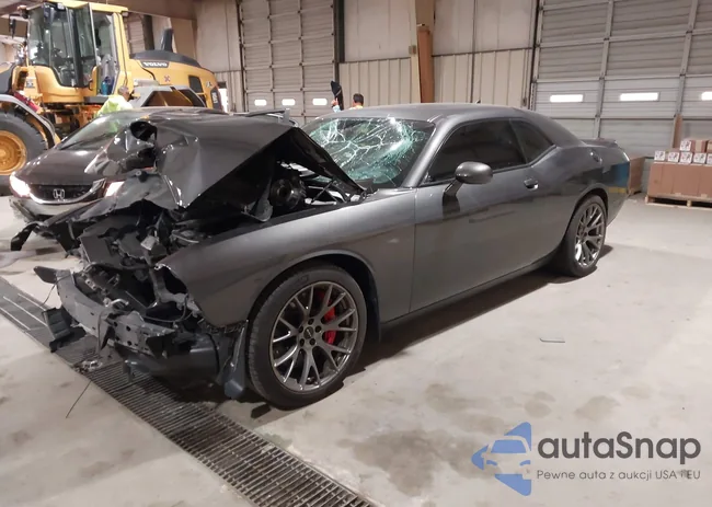 2C3CDZDJ8FH911386: 44093612