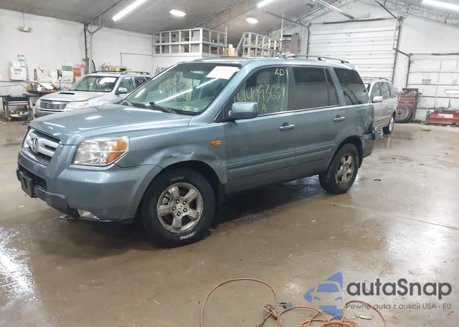 2HKYF18687H518256: 44093654