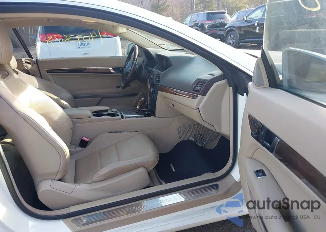 WDDKJ7CB1BF095654: 44093678