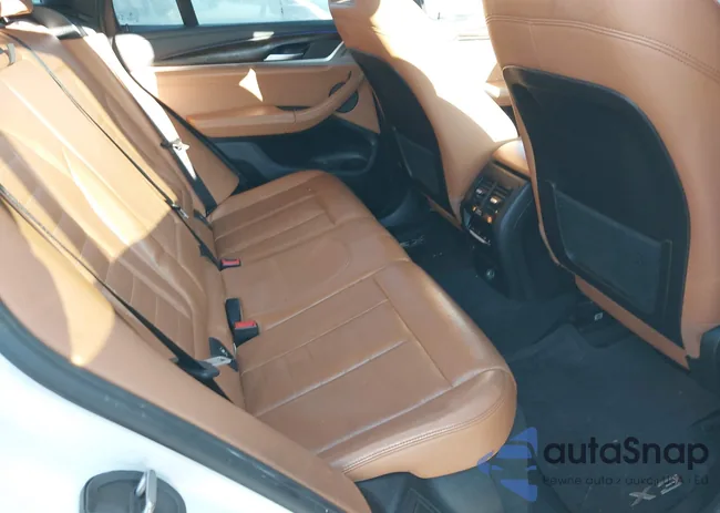 5UXTS3C5XJ0Y98400: 44093679