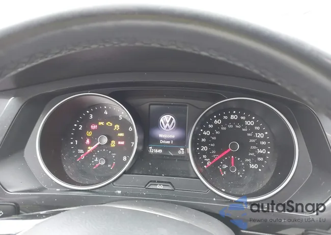 3VV2B7AX7JM138853: 44093681